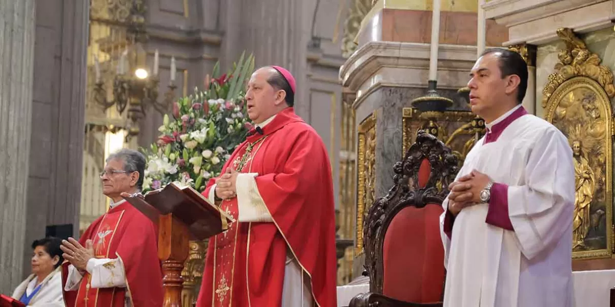 No caer en divisiones políticas, pide obispo auxiliar de Puebla