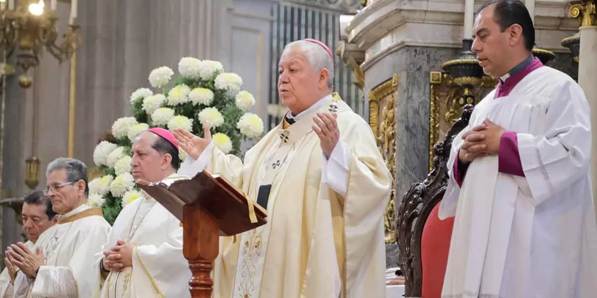 Con fe y compromiso, pide arzobispo de Puebla salir a votar 