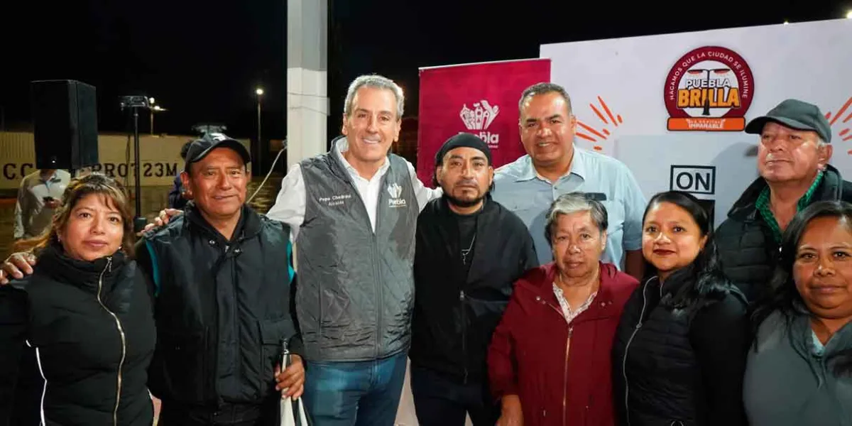 Inaugura Pepe Chedraui 354 luminarias LED en Agua Santa con Puebla Brilla