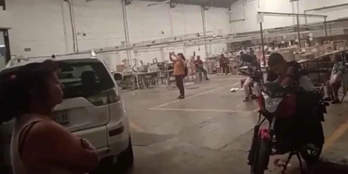 Denuncian despidos masivos e injustificados en la textil Mexican Product Factory of Trousers
