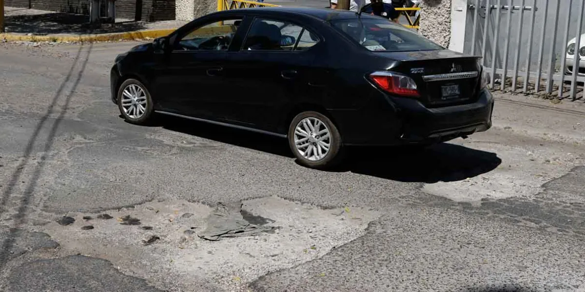 200 mil baches en calles de la capital; Estado aplica programa emergente