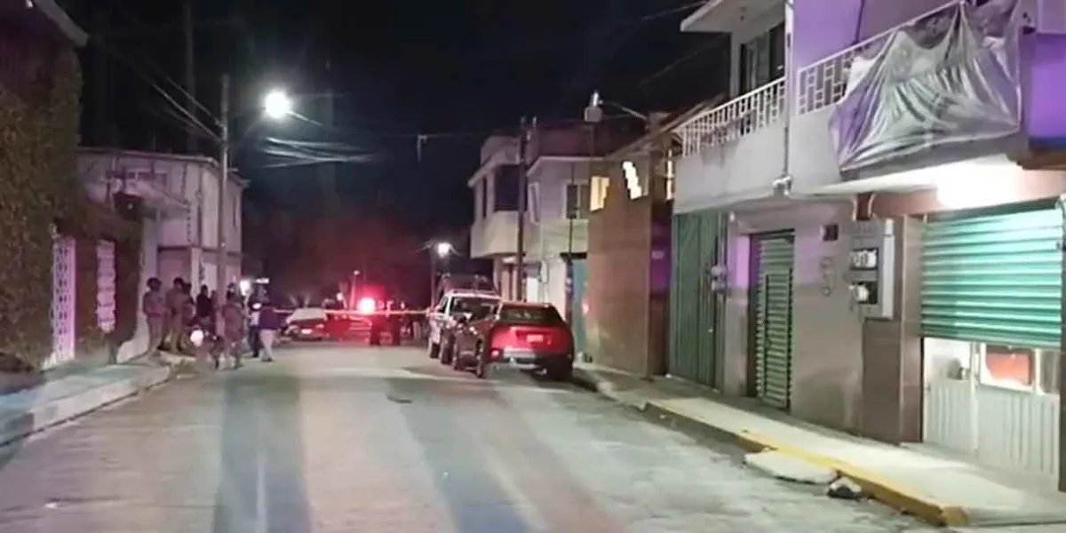 Ataque directo en Texmelucan deja un muerto dentro de un vehículo