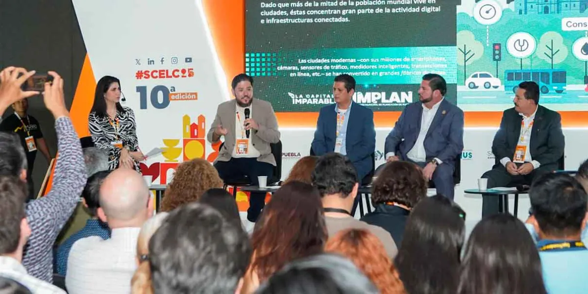 Jesús Sánchez Reliac, coordinador del IMPLAN, participó en panel sobre innovación territorial con enfoque en gemelos virtuales y gestión pública
