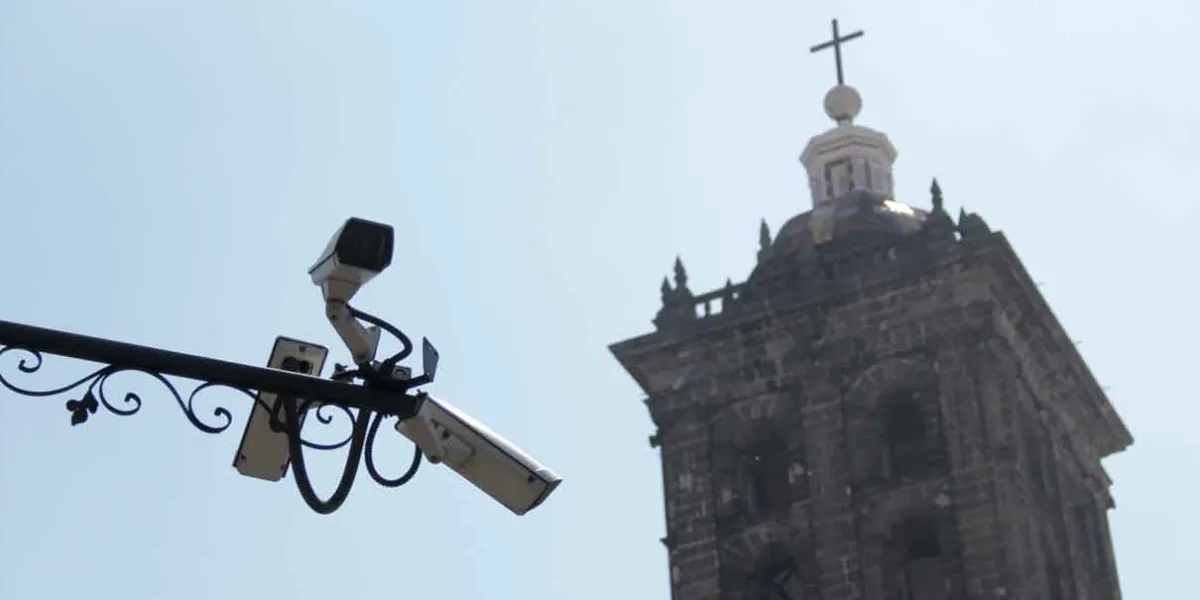 Nueva VIDEOVIGILANCIA en el centro histórico; autoridades retiran equipos de comercios