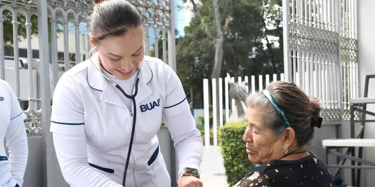 Oferta la BUAP Diplomado para desarrollar competencias en cuidadores familiares