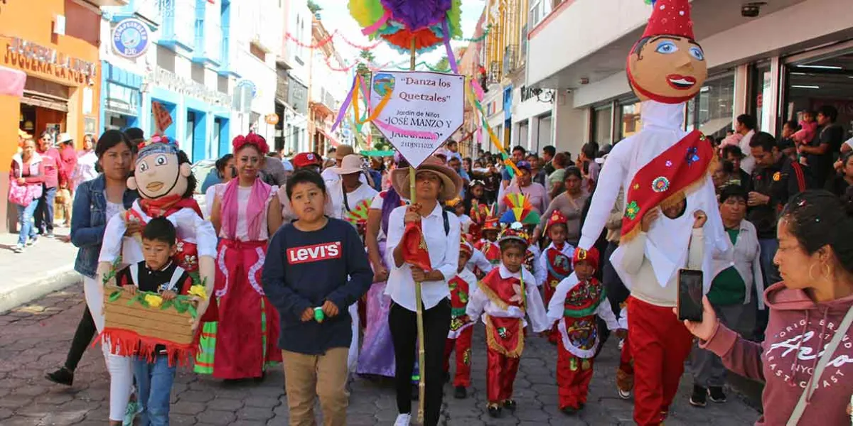 Atlixcayotontli 2025 celebra la diversidad cultural poblana con danzas, música y tradición viva en Atlixco