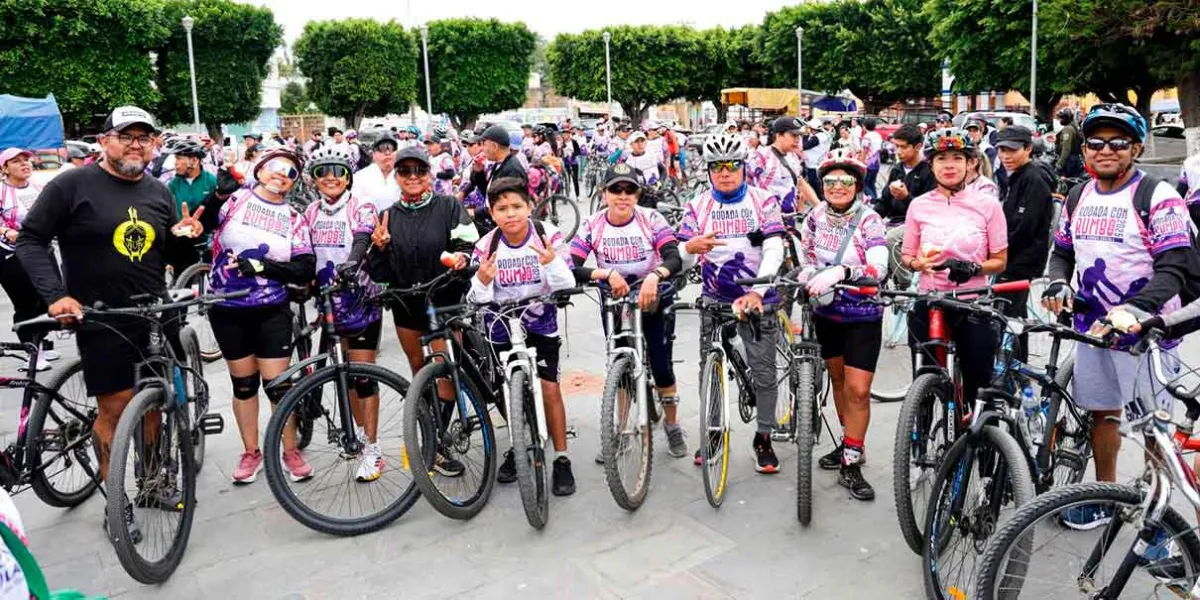 Más de 300 ciclistas participan en la “3ra Rodada con Rumbo 2025” en San Andrés Cholula