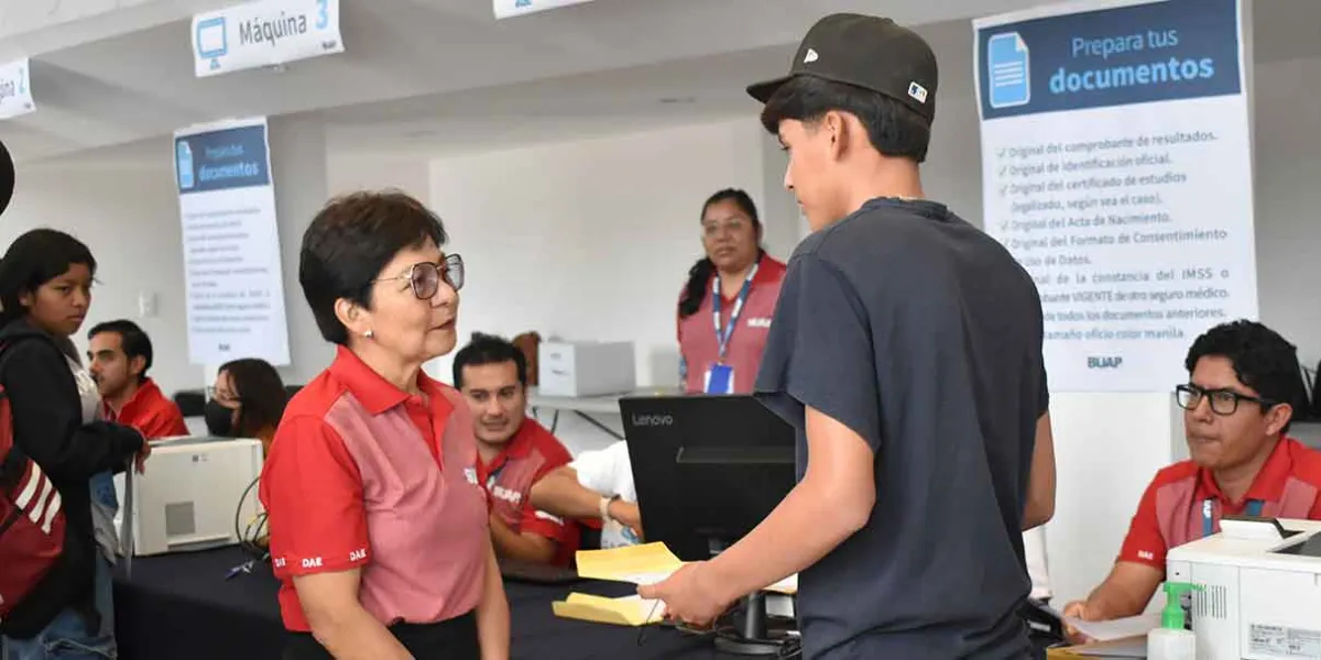 BUAP concluye inscripción al nivel medio superior; Rectora Lilia Cedillo da bienvenida a nuevos estudiantes