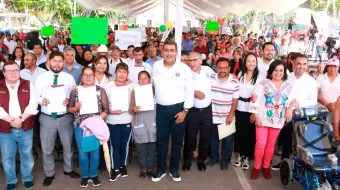 Gobernador de Puebla entrega rehabilitación del Rastro y carretera al Verde