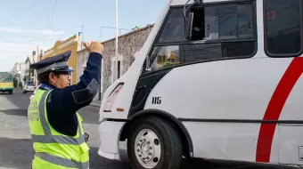 RMF pide piso parejo; revisar transporte público porque son los que más contaminan 