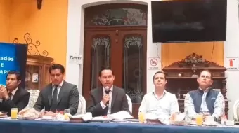 Poblanos denuncian el robo de 5 mil mdp en Financiera AE Capital