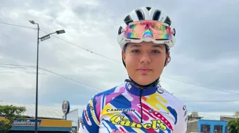 Ana Jarleth, ciclista izucarense gana el primer lugar en competencia nacional