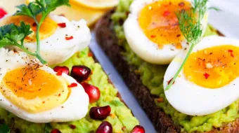 Huevos cocidos: aliados de la salud en el desayuno por su valor nutricional