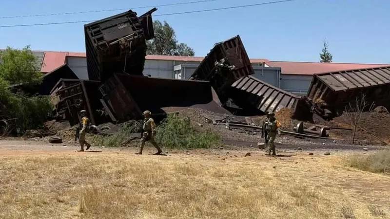 24 vagones de Ferromex salen de las vías en Aguascalientes y dejan víctimas mortales