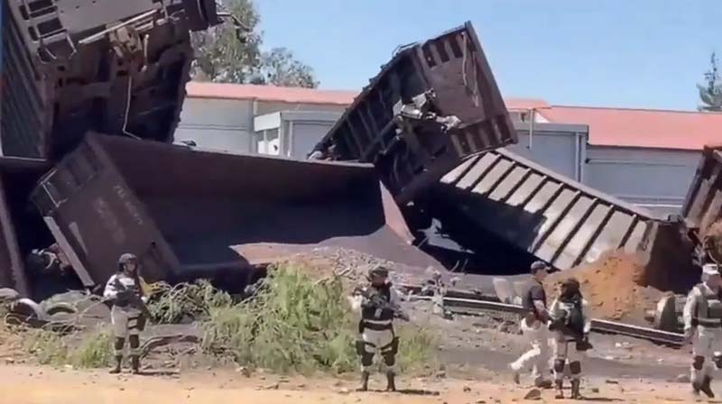24 vagones de Ferromex salen de las vías en Aguascalientes y dejan víctimas mortales