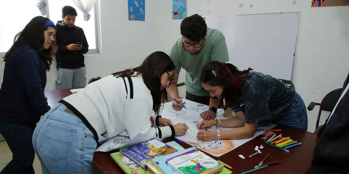 Se fomenta la lectura con "Ahí Van Libros" en Granjas de San Isidro