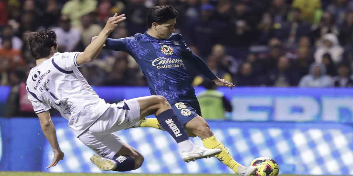 Puebla complica a América en un partido reñido