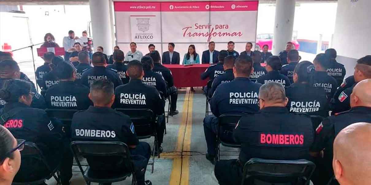 Ariadna Ayala entregó estímulos económicos a elementos de Seguridad Pública de Atlixco