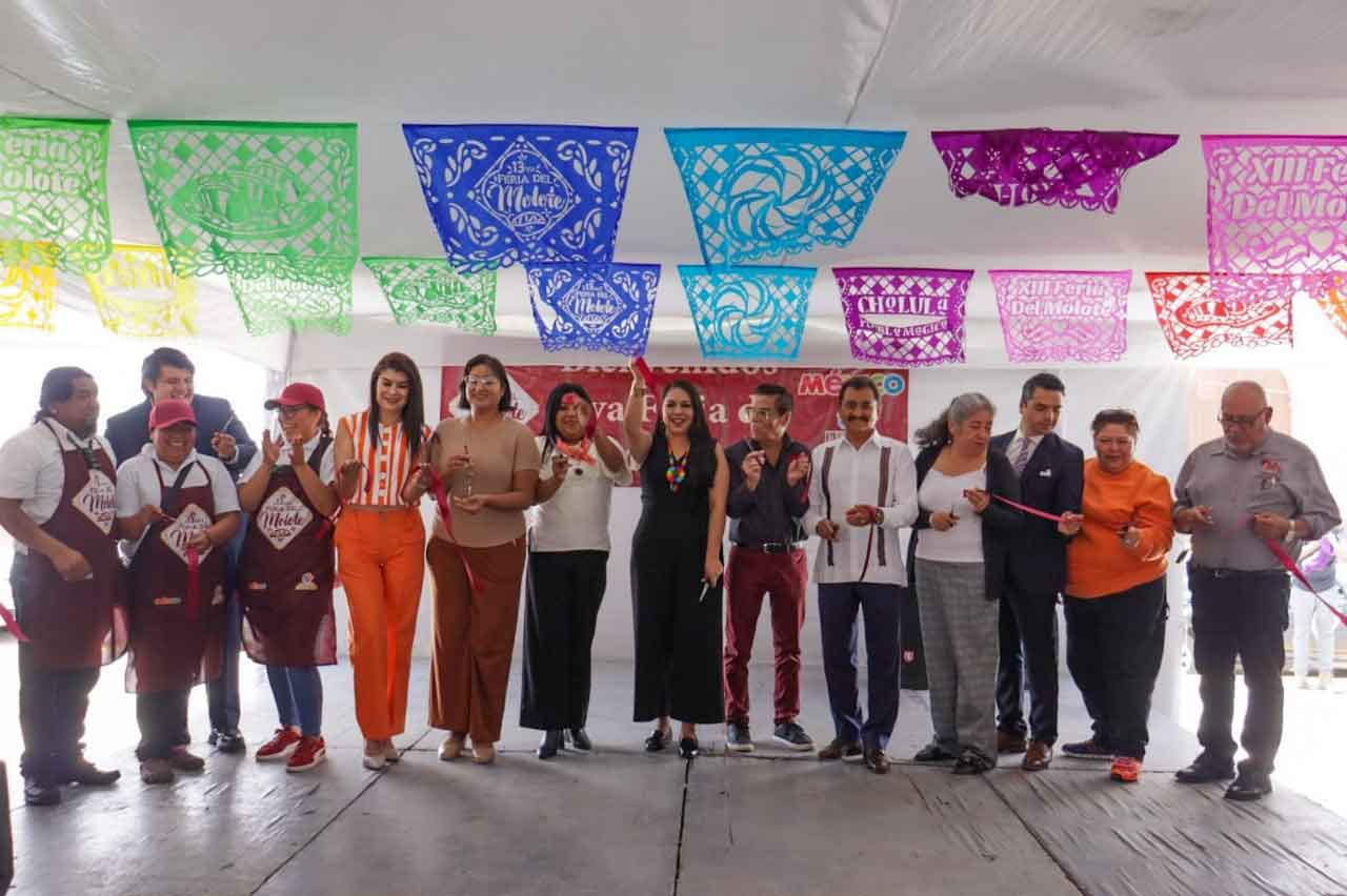 Tonantzin Fernández inaugura la Feria del Molote 2025 en San Pedro Cholula