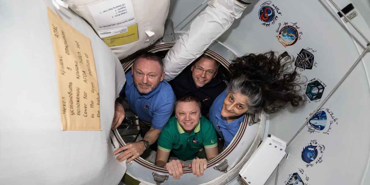 Astronautas de la estación espacial EEI regresan tras nueve meses en órbita