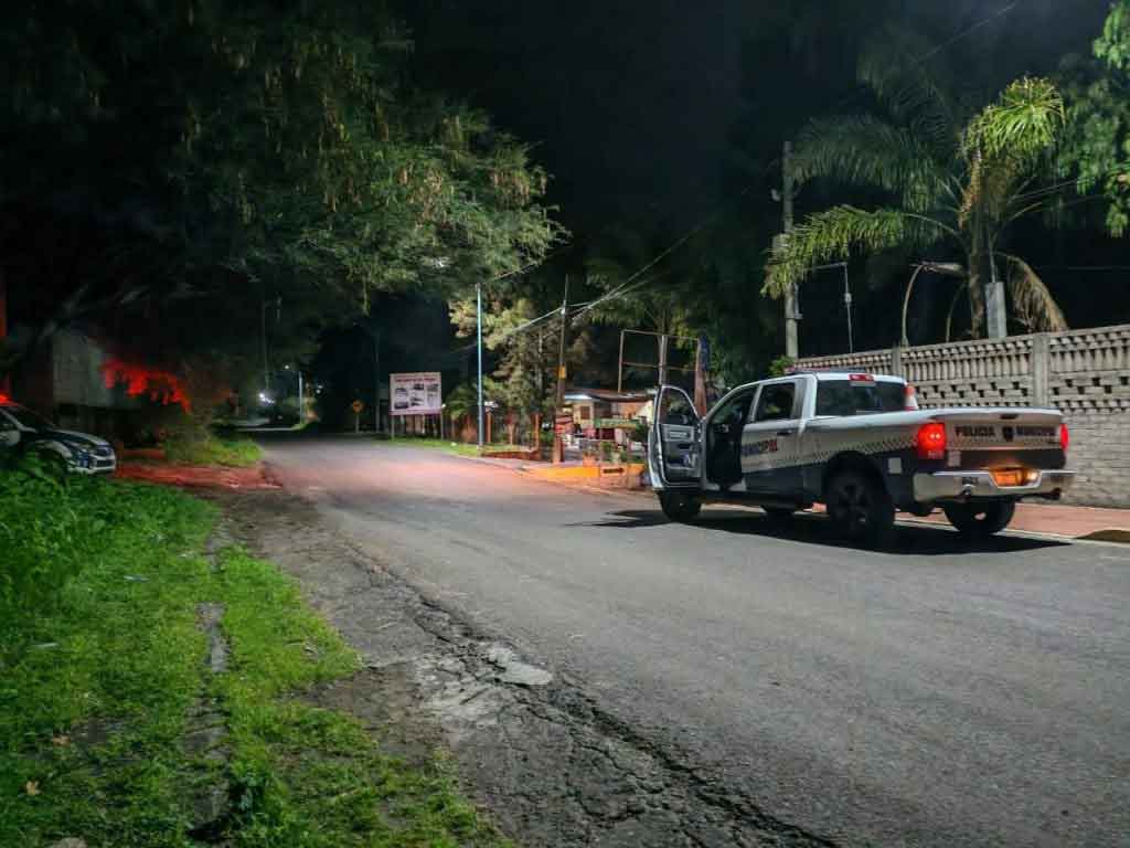 Atacan a tiros a alcaldesa de Cuitzeo; uno de sus escoltas está grave