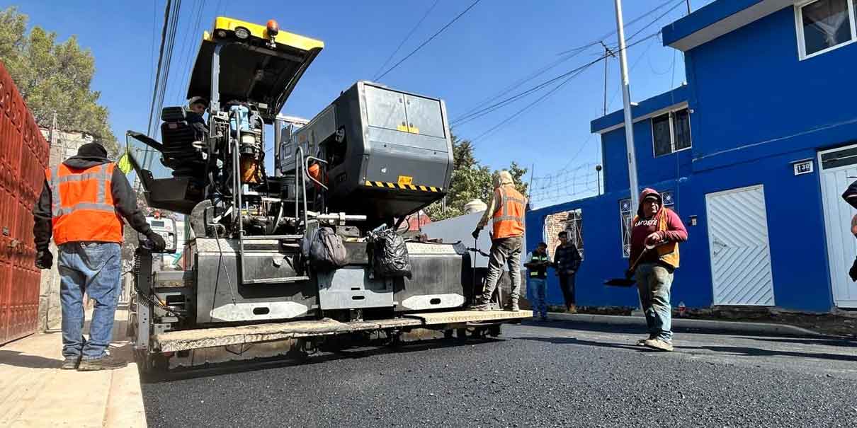 Avanza Gobierno de José Chedraui trabajos de pavimentación en la calle 2 Sur