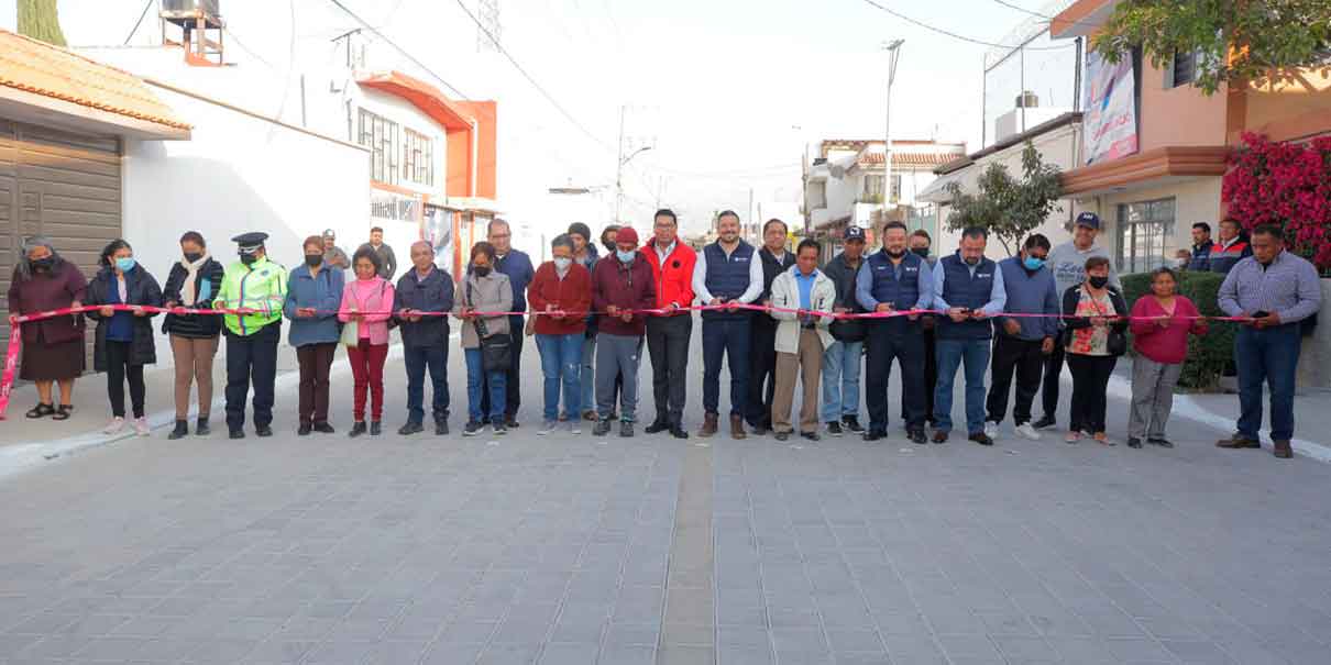 Ayuntamiento de Puebla entregó la rehabilitación de la calle 93 Oriente