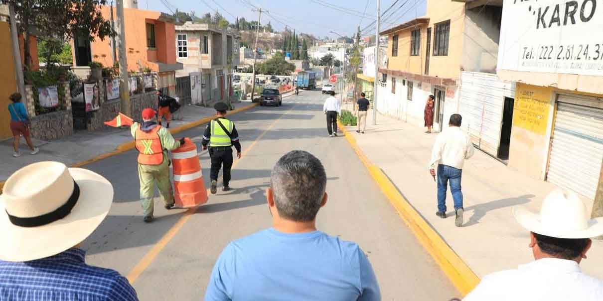 Ayuntamiento entrega mejoras en calles de Santo Tomás Cuautla