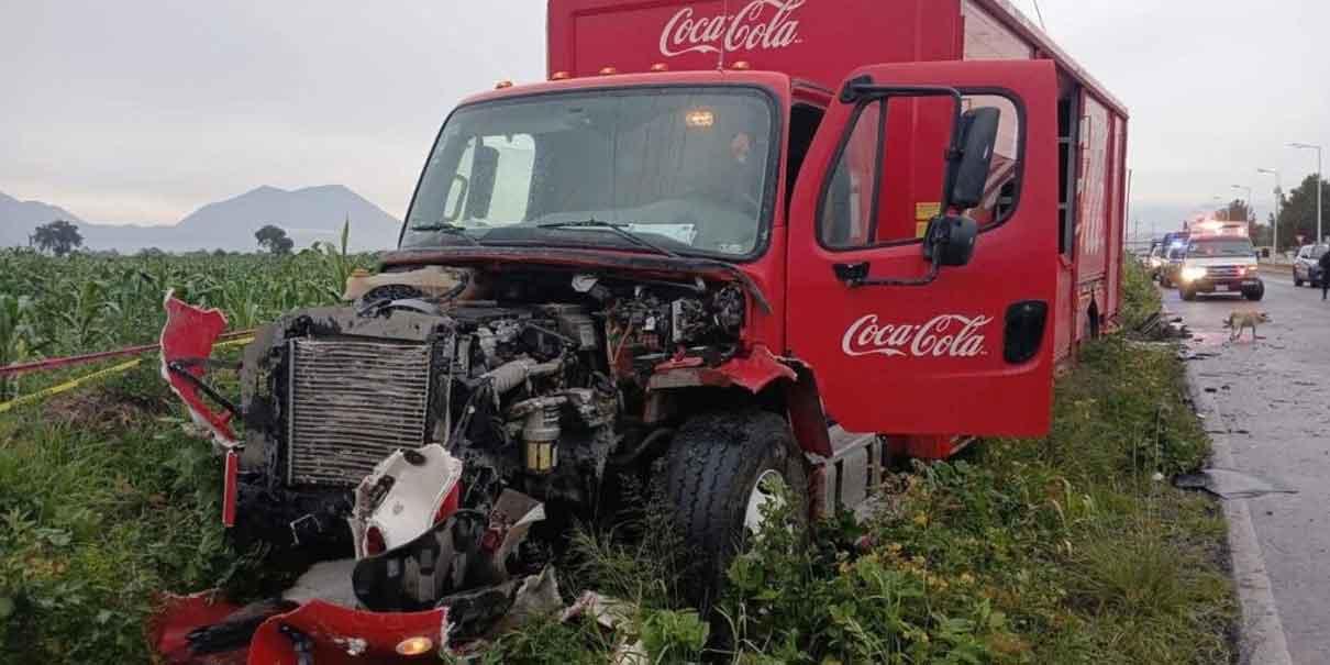 Camión de Coca Cola se estrelló con transporte de personal y mató a cinco trabajadores