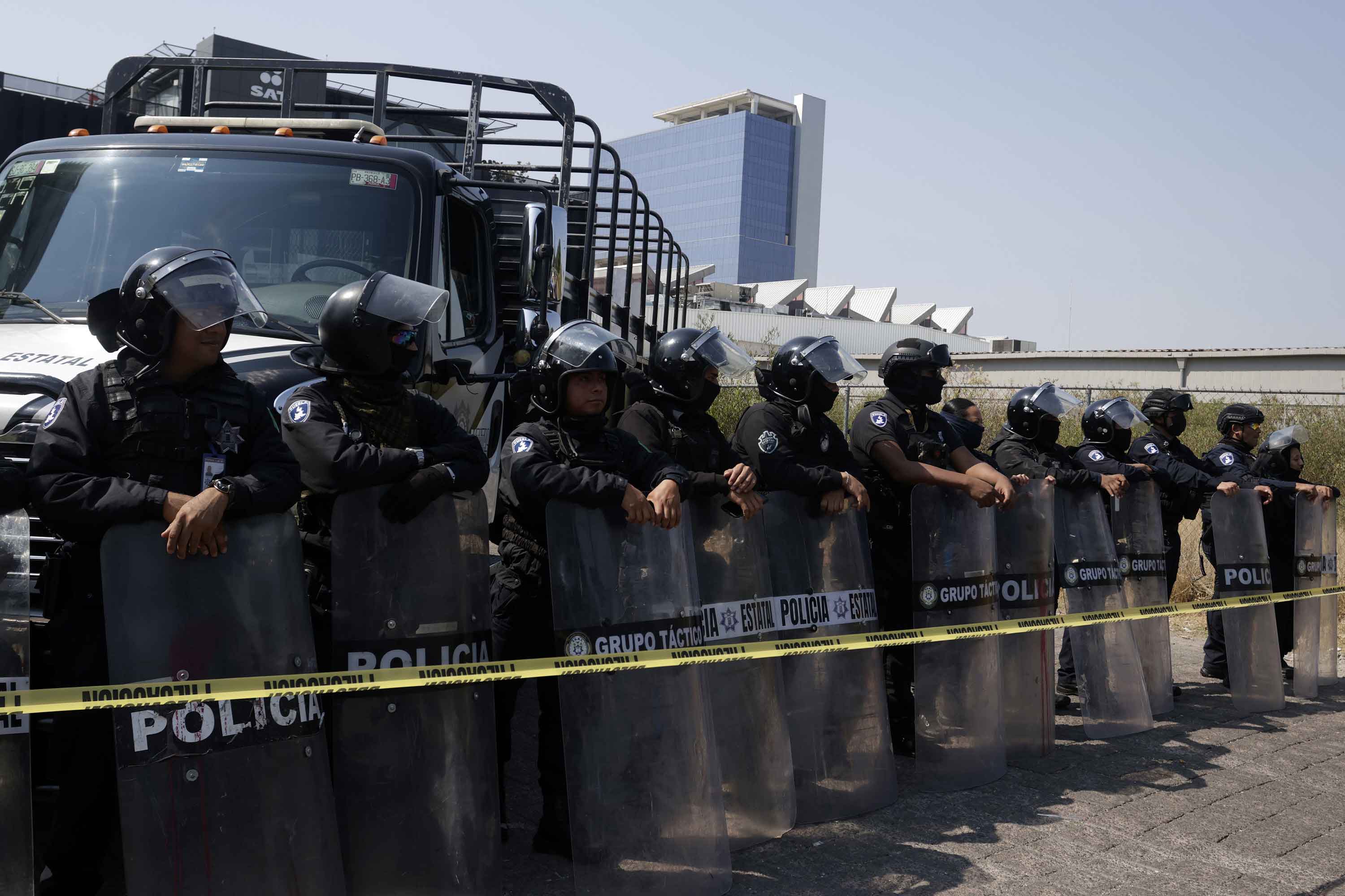 Campesinos bloquean la autopista Puebla-Orizaba y el SAT Angelópolis