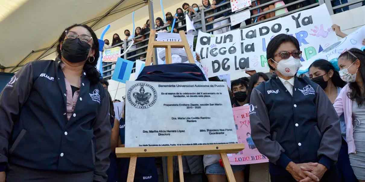 De fiesta la prepa BUAP Emiliano Zapata en Texmelucan por 12 años de actividad
