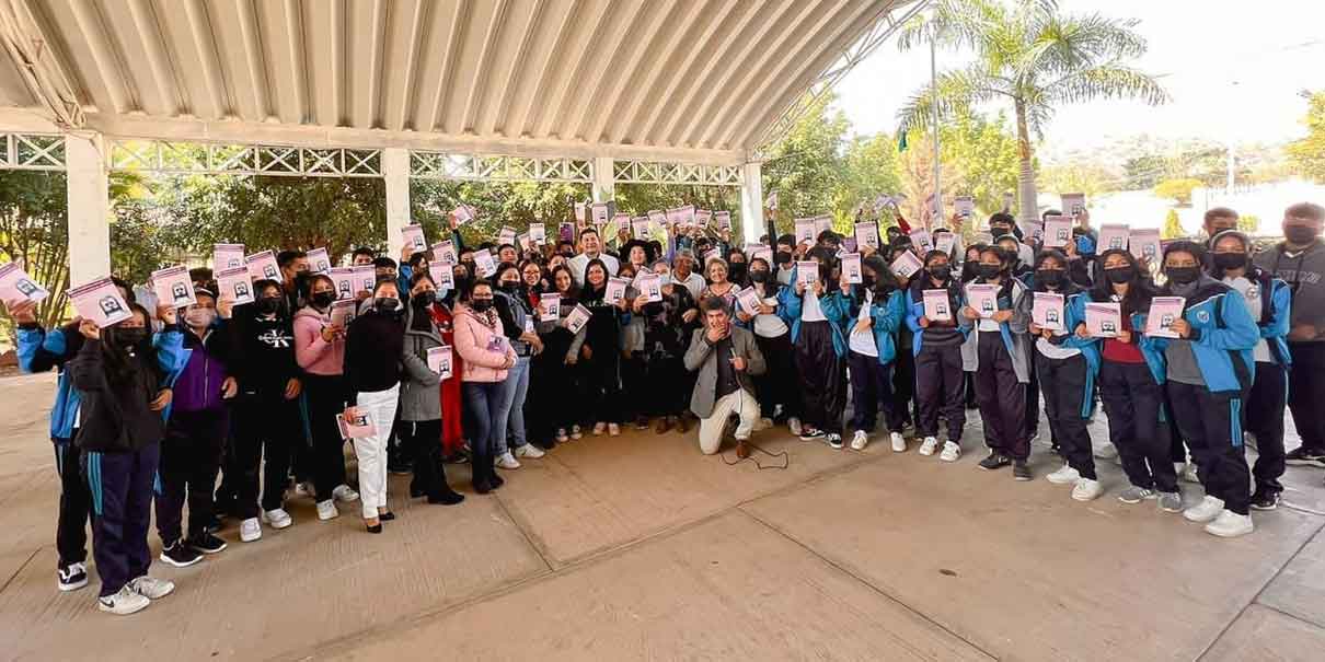 Con apoyo de Sheinbaum, llegará la Universidad Rosario Castellanos a Puebla