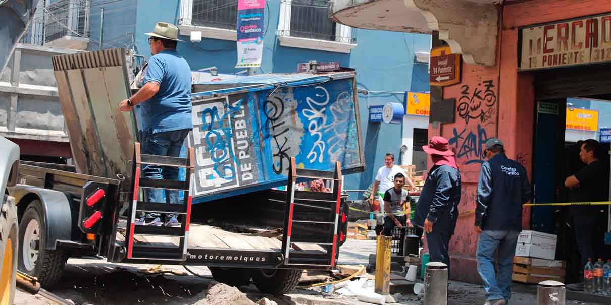 Continúan tareas de ordenamiento en el centro histórico de Puebla