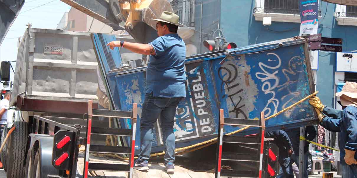 Continúan tareas de ordenamiento en el centro histórico de Puebla