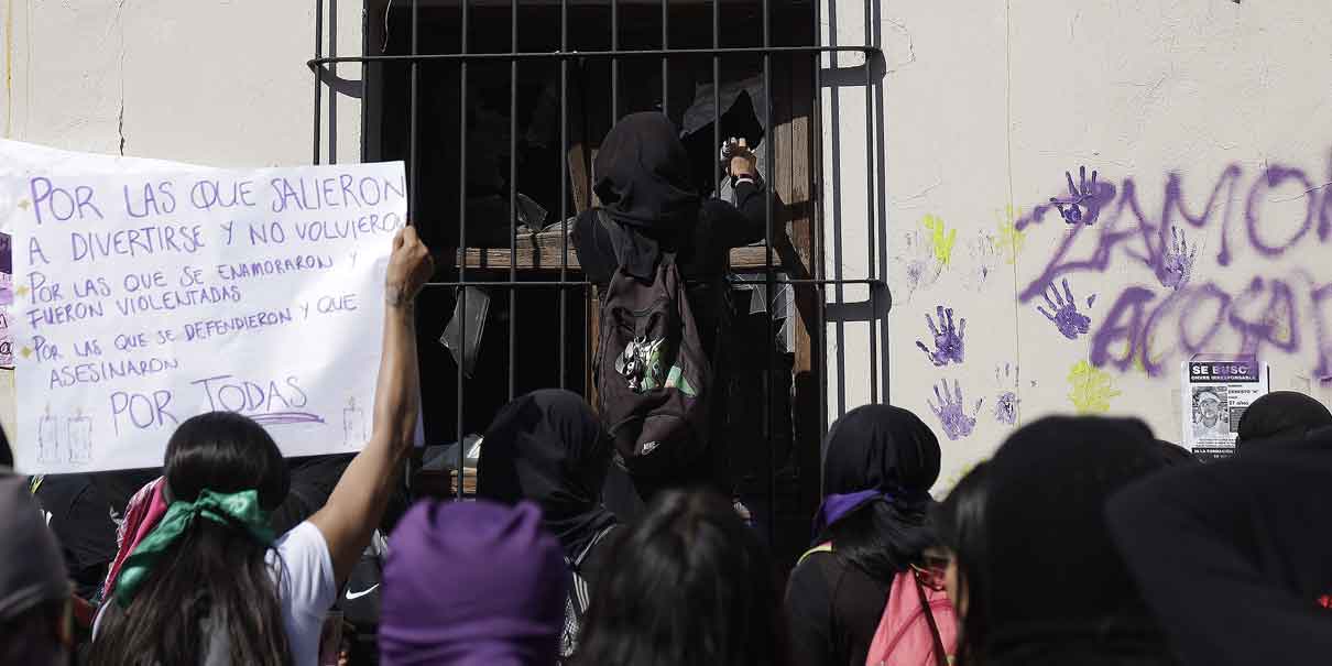 Seguro municipal cubrirá los daños ocasionados durante la marcha del 8M en Puebla