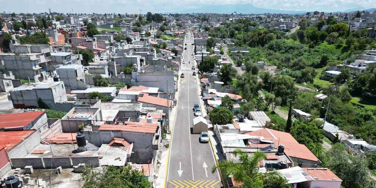 Entrega Ayuntamiento de Puebla rehabilitación de vialidad, al sur de la ciudad