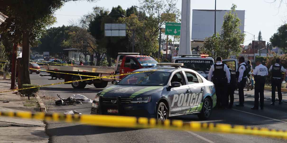 Está detenido el chofer del DIF estatal que arrolló a ciclista en la capital