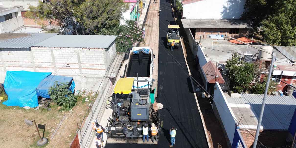 Avanza Gobierno de José Chedraui trabajos de pavimentación en la calle 2 Sur