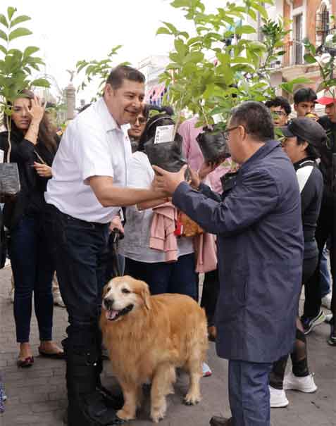 Gobierno itinerante, cercano a la gente para el progreso de Puebla: Armenta