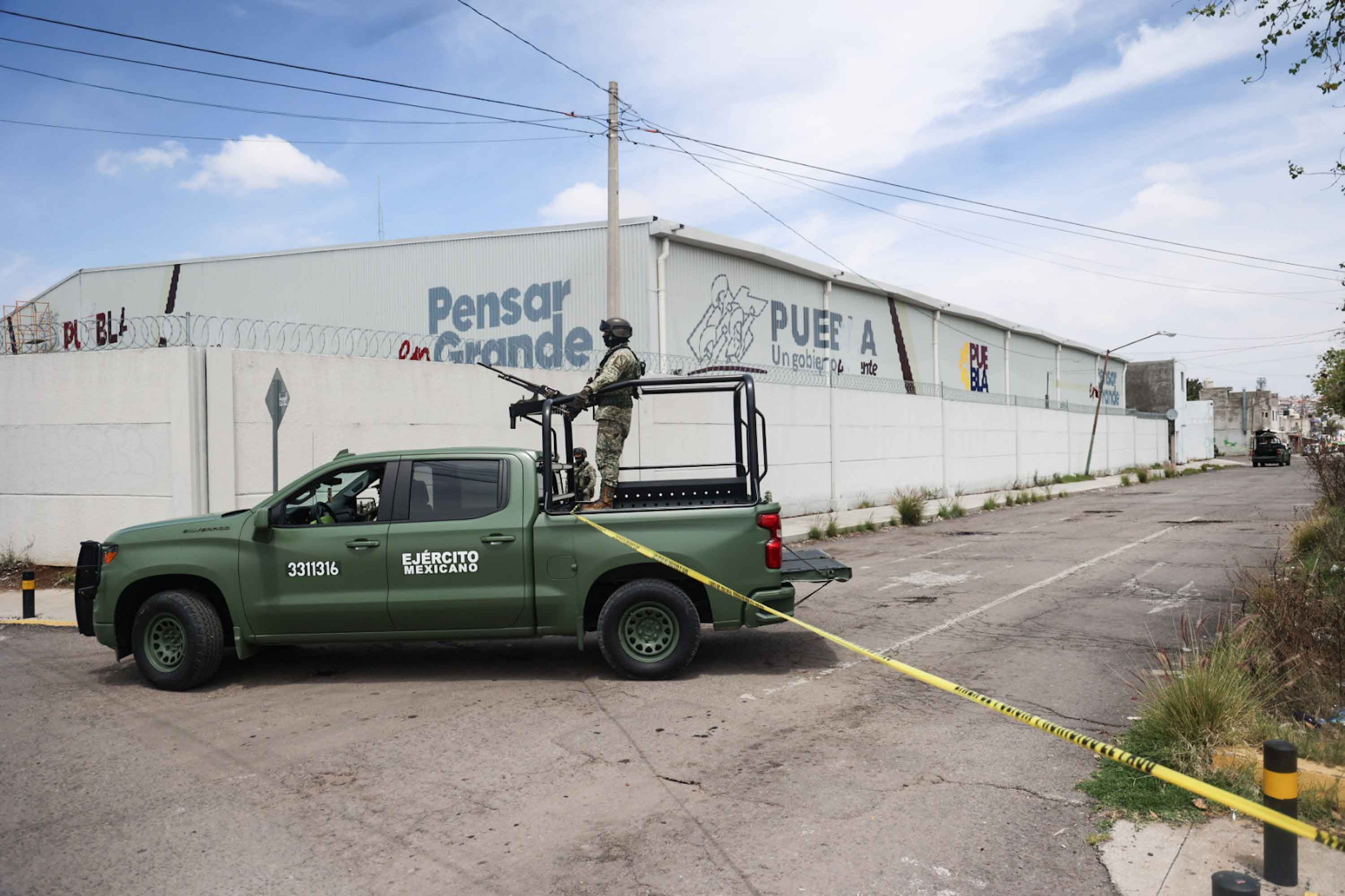 Hallan cuerpo dentro de un costal en el Mercado Morelos