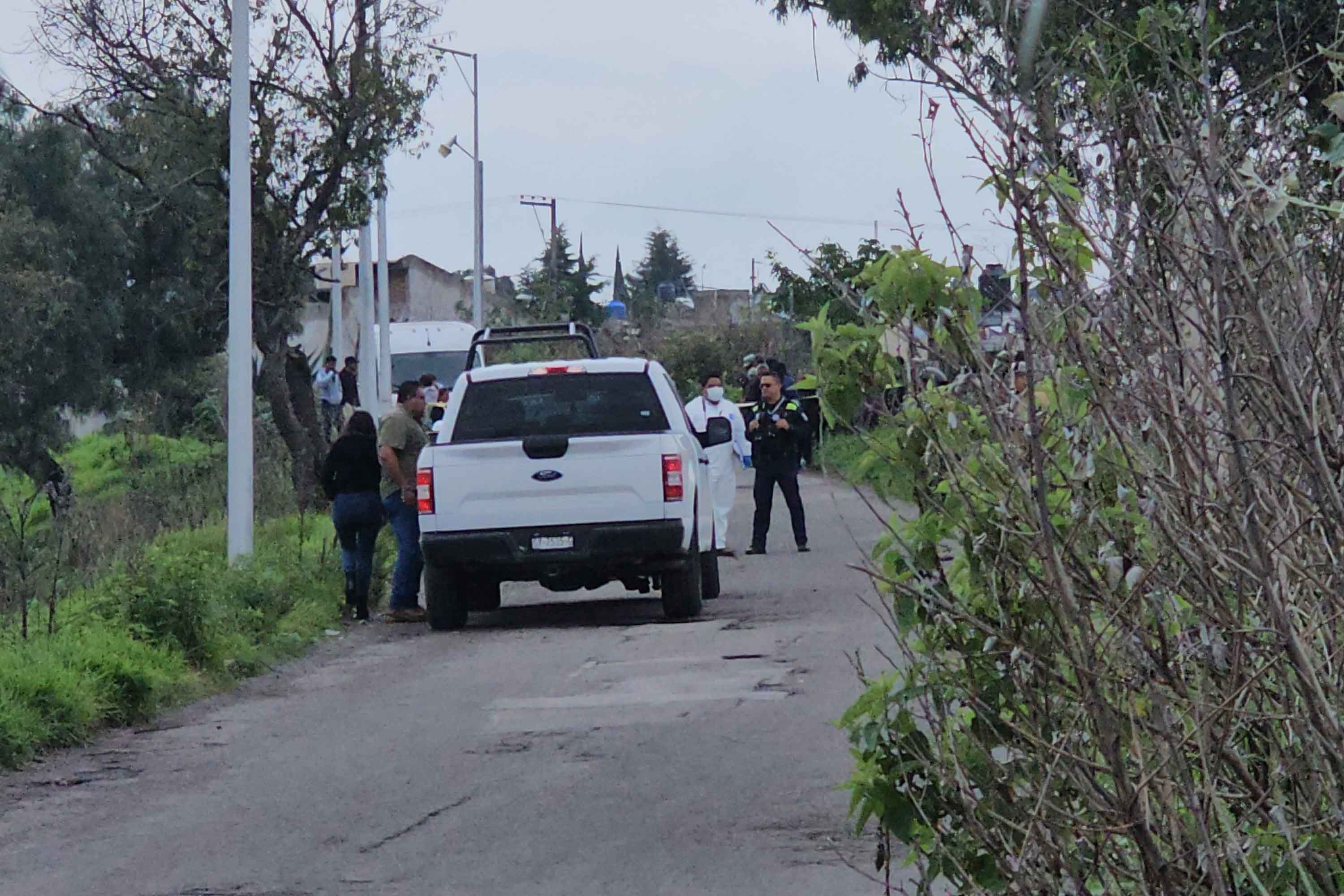 Hallan cadáver con huellas de tortura en canal de San Aparicio
