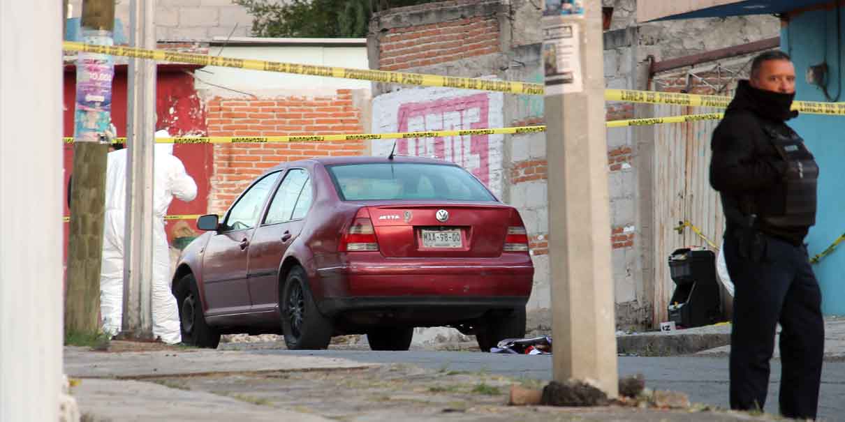 Hombre asesinado a machetazos