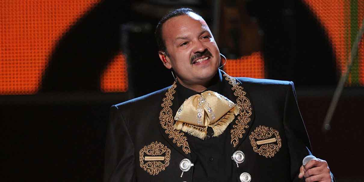 HOY en el Teatro del Pueblo llega Pepe Aguilar en concierto