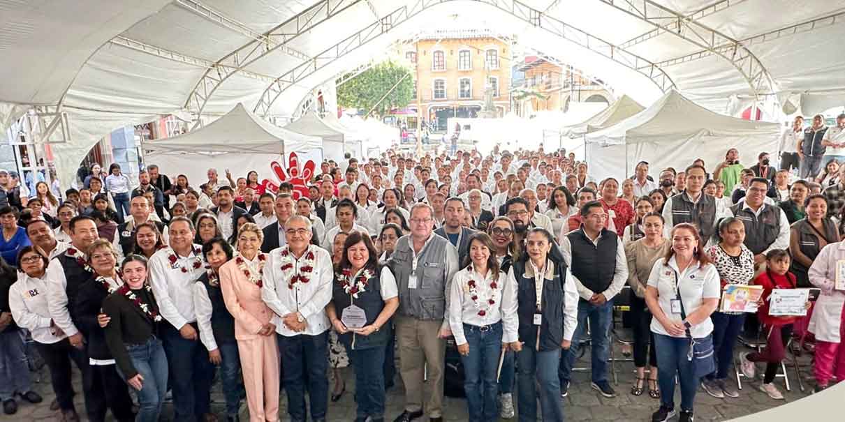 Entrega de reconocimientos y Jornada de Prevención en Salud en Huauchinango