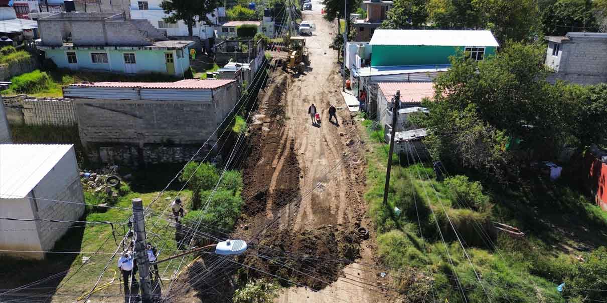 Pepe Chedraui anuncia rehabilitación de calles en la colonia Barranca Honda