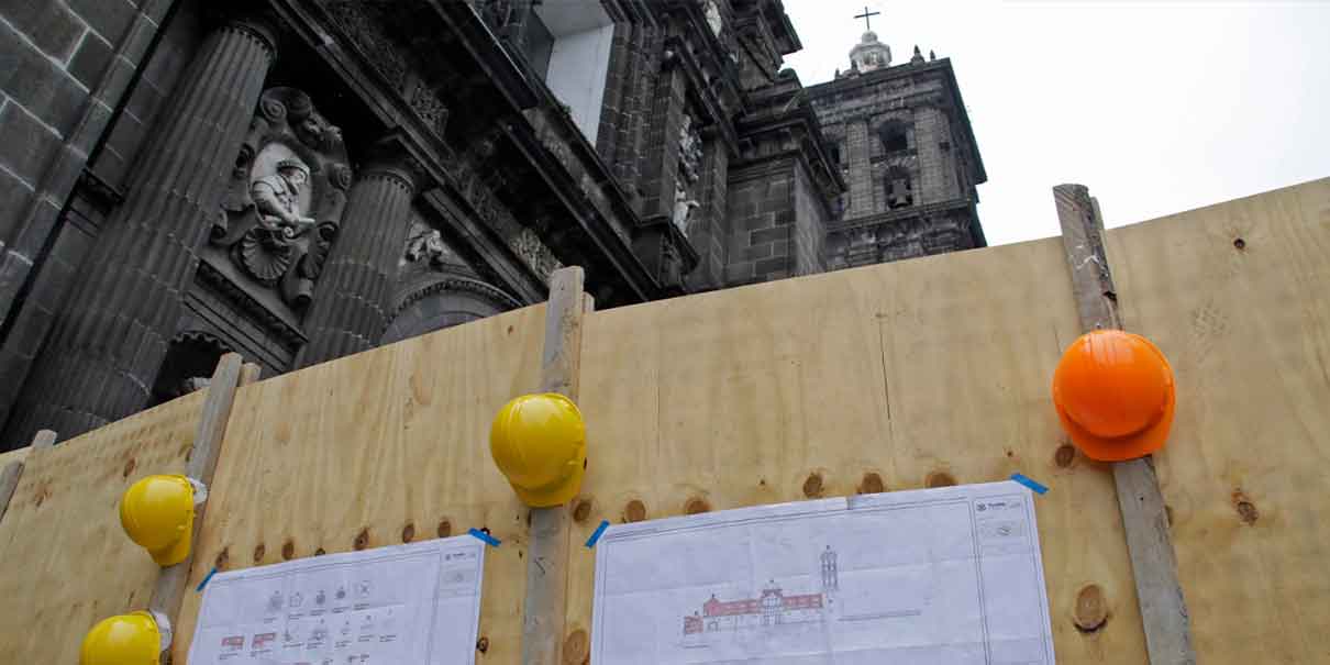 Inicia el mantenimiento de espacios en Catedral poblana; se invierten 4 mdp