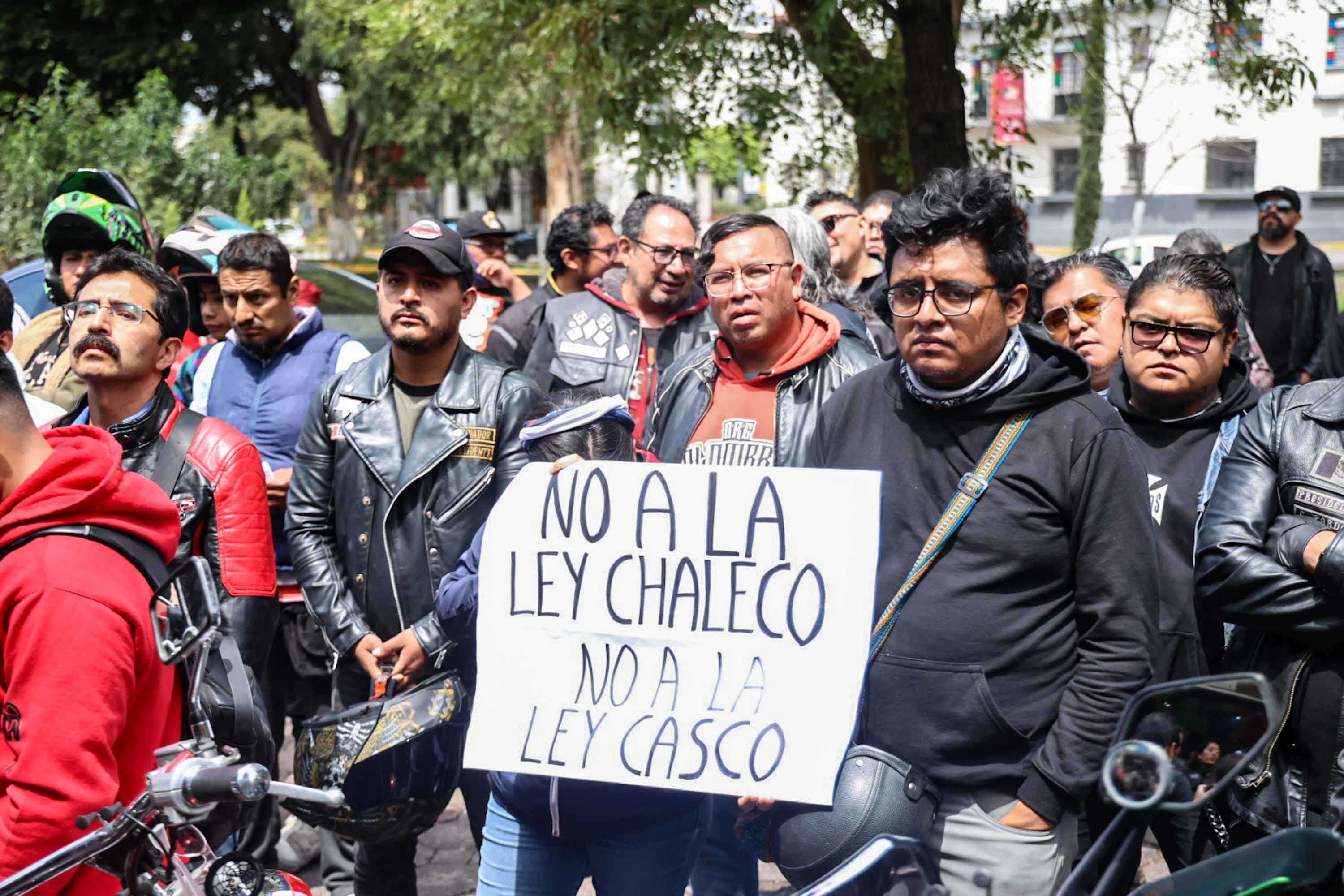 Insisten motociclistas en aplazar aprobación de Ley Chaleco