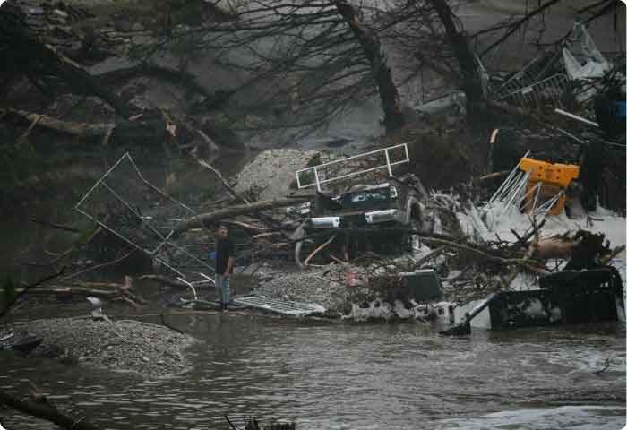 Tragedia en Texas: Inundación repentina deja al menos 24 muertos y 20 niñas desaparecidas