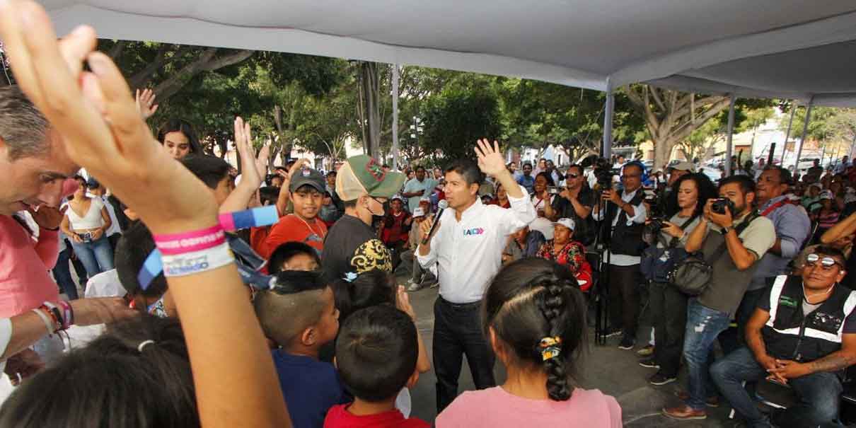 Lalo Rivera se reúne con madres de familia y recolectores voluntarios