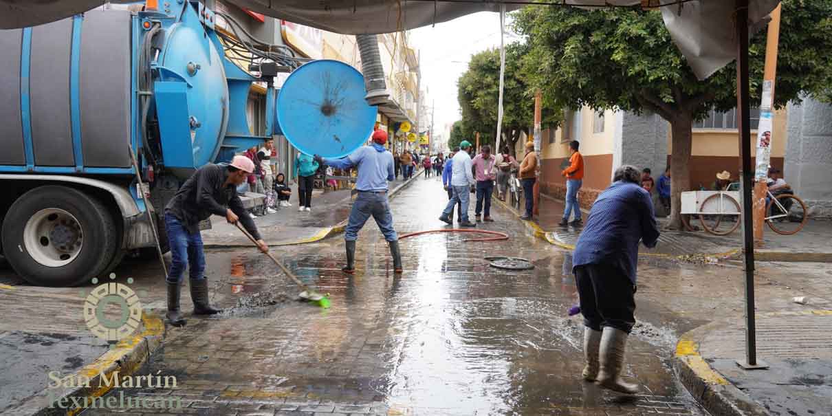 Se liberan calles colindantes al mercado Domingo Arenas